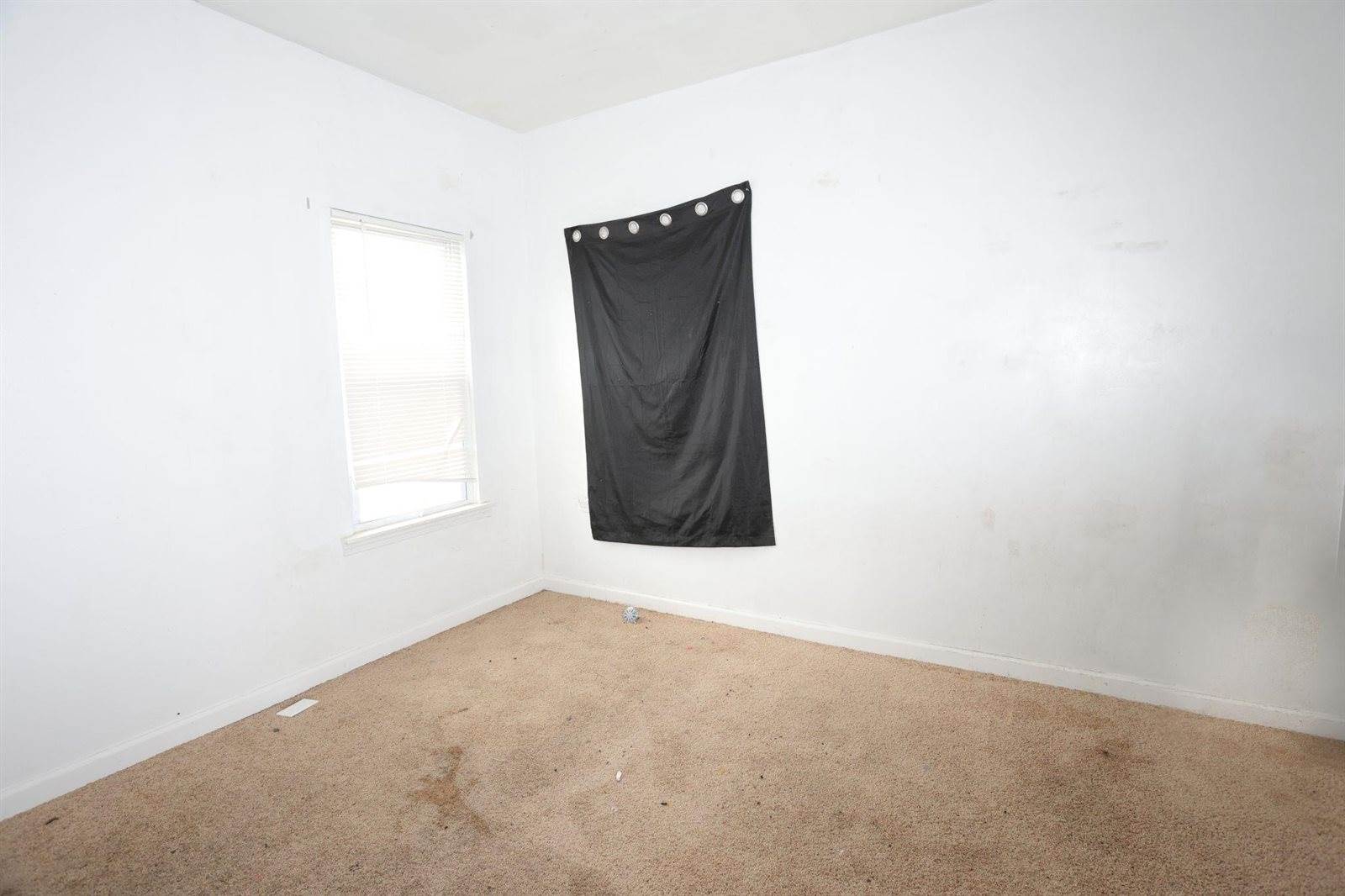 1617 East Lewis St, Wichita, KS 67211