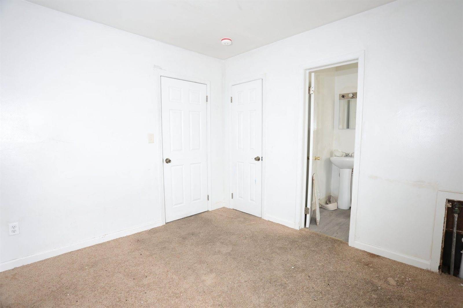 1617 East Lewis St, Wichita, KS 67211