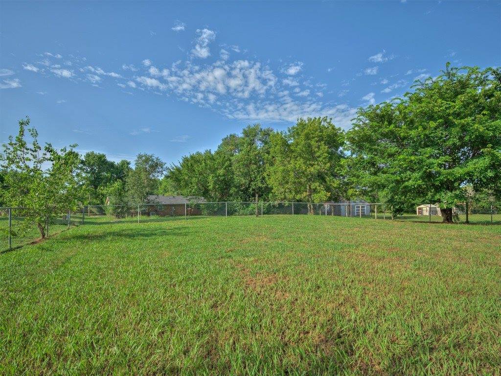 1901 East Main Street, Shawnee, OK 74801