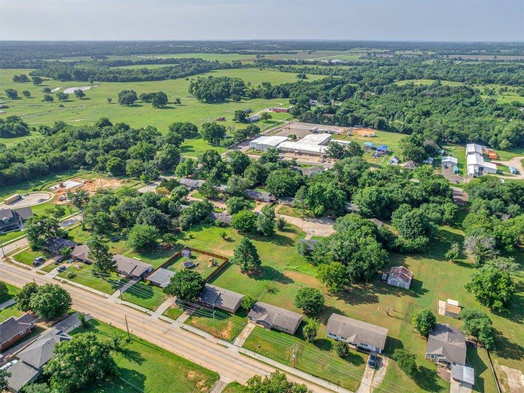 1901 East Main Street, Shawnee, OK 74801