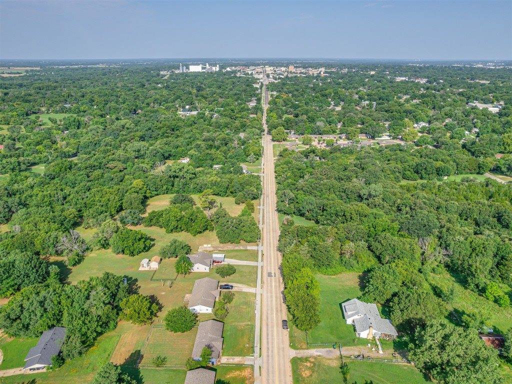 1901 East Main Street, Shawnee, OK 74801