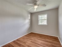 1901 East Main Street, Shawnee, OK 74801