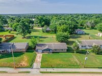 1901 East Main Street, Shawnee, OK 74801