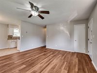 1901 East Main Street, Shawnee, OK 74801