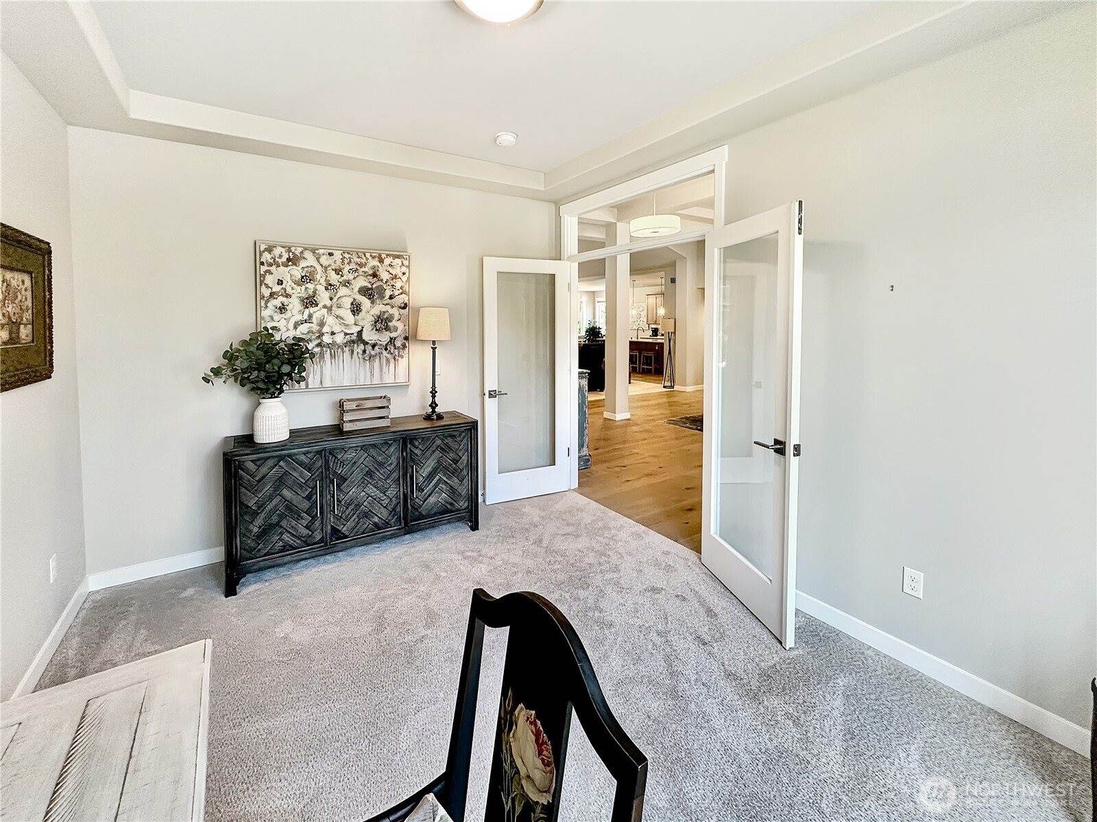 4411 Caddyshack Drive NE, Lacey, WA 98516