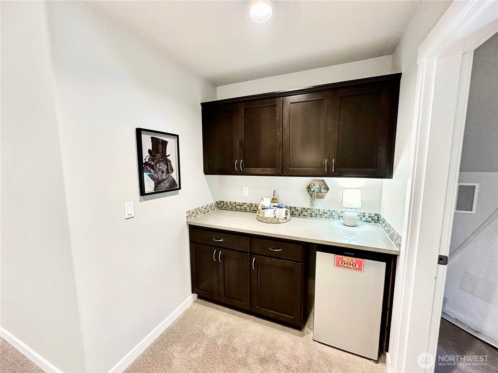 4411 Caddyshack Drive NE, Lacey, WA 98516