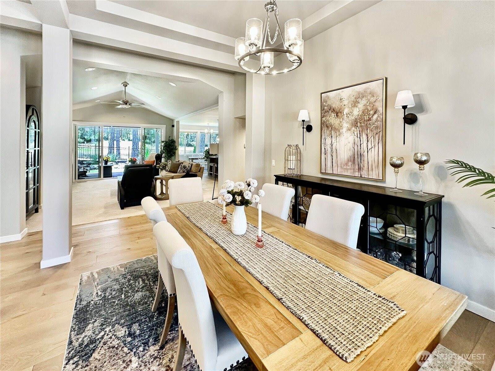 4411 Caddyshack Drive NE, Lacey, WA 98516