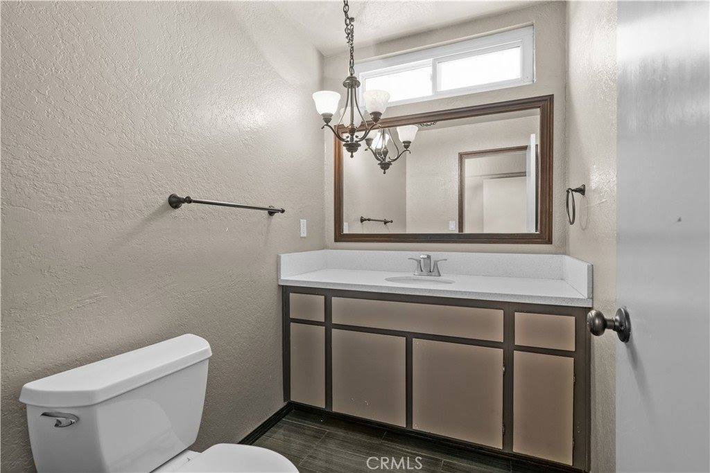 320 East Stocker Street, Glendale, CA 91207