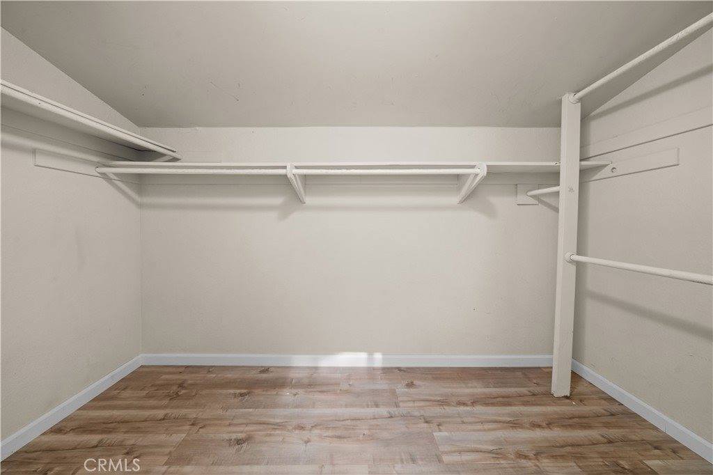 320 East Stocker Street, Glendale, CA 91207