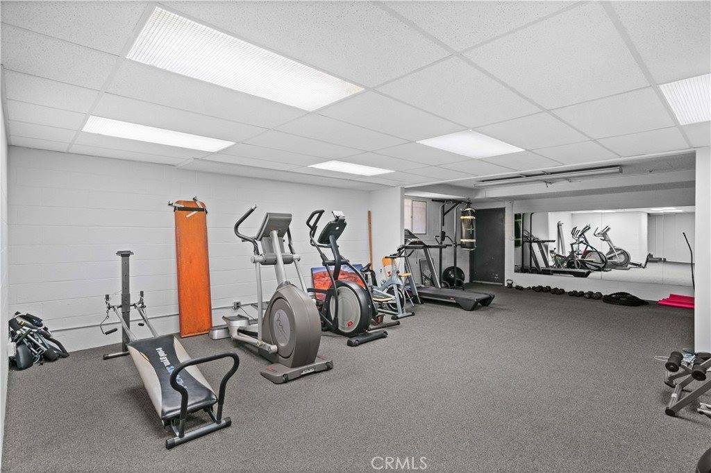 320 East Stocker Street, Glendale, CA 91207