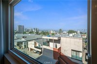 320 East Stocker Street, Glendale, CA 91207