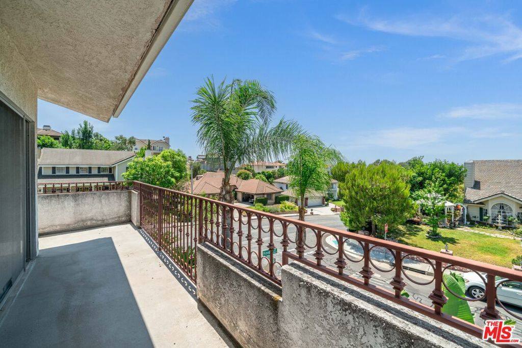 3411 Haven Way, Burbank, CA 91504