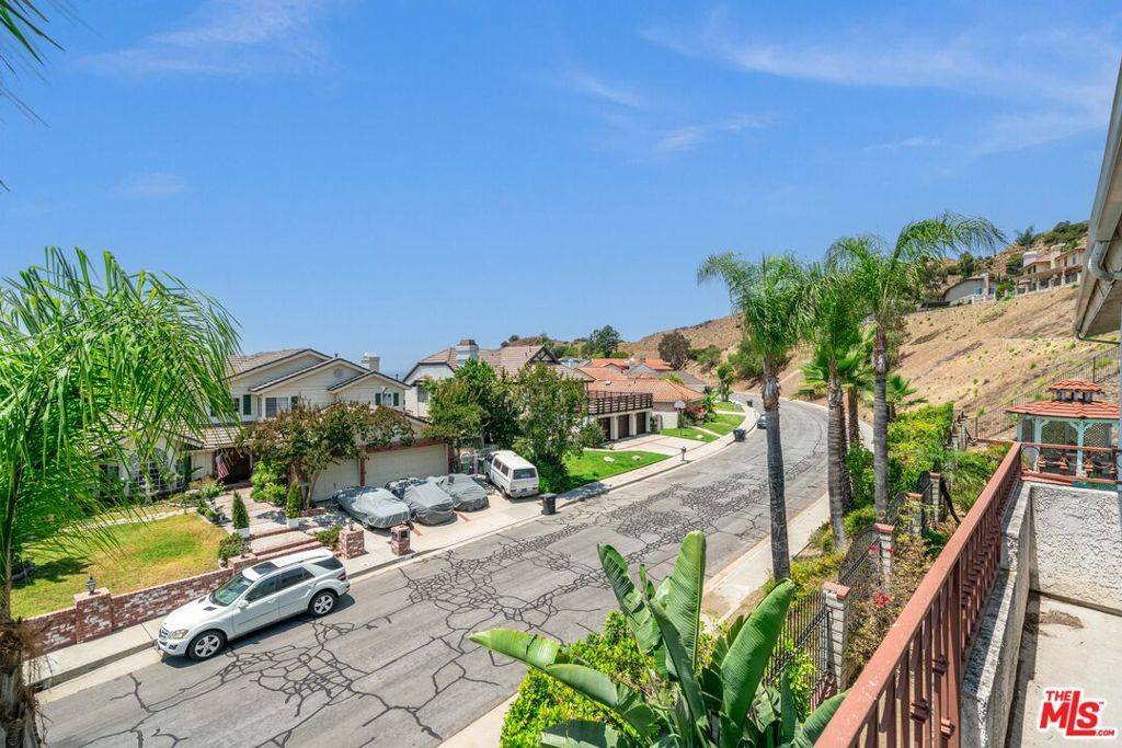 3411 Haven Way, Burbank, CA 91504