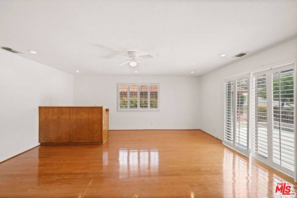 3411 Haven Way, Burbank, CA 91504