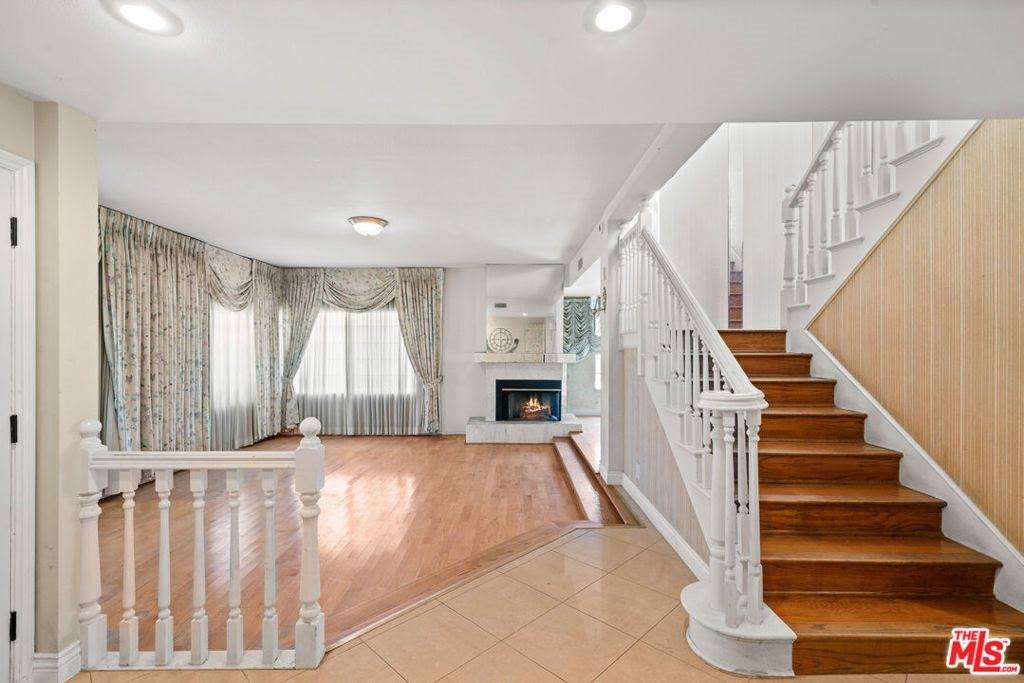 3411 Haven Way, Burbank, CA 91504