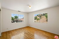 3411 Haven Way, Burbank, CA 91504