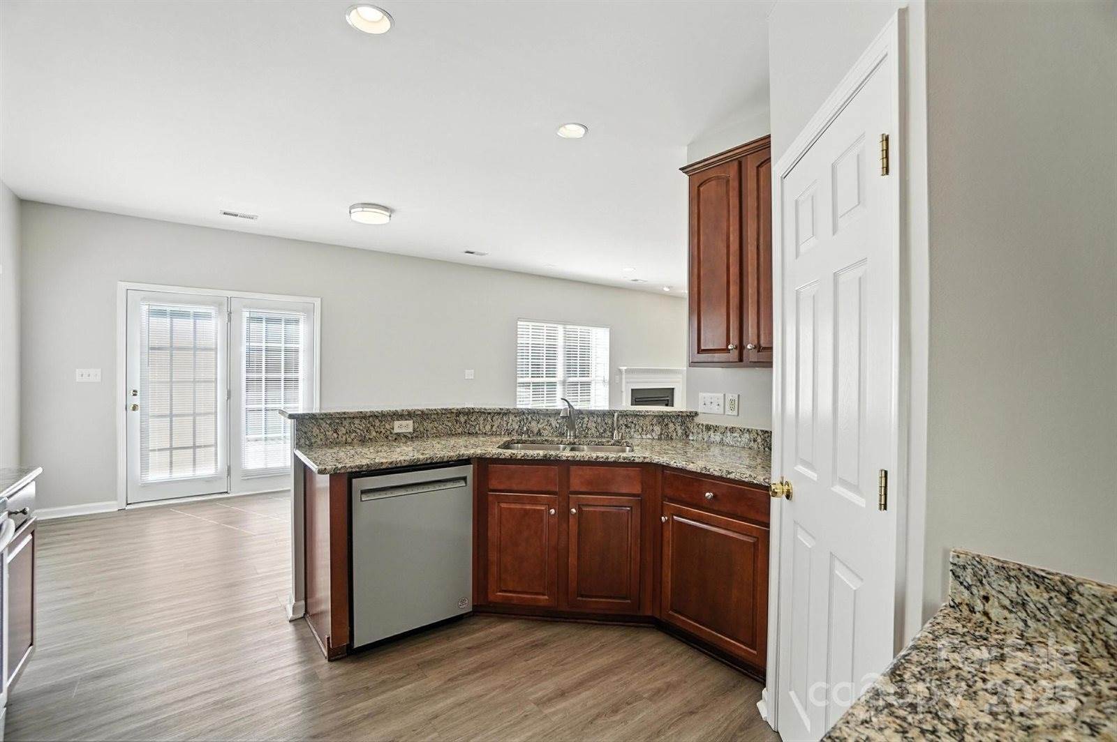 2335 Big Pine Drive, Matthews, NC 28105