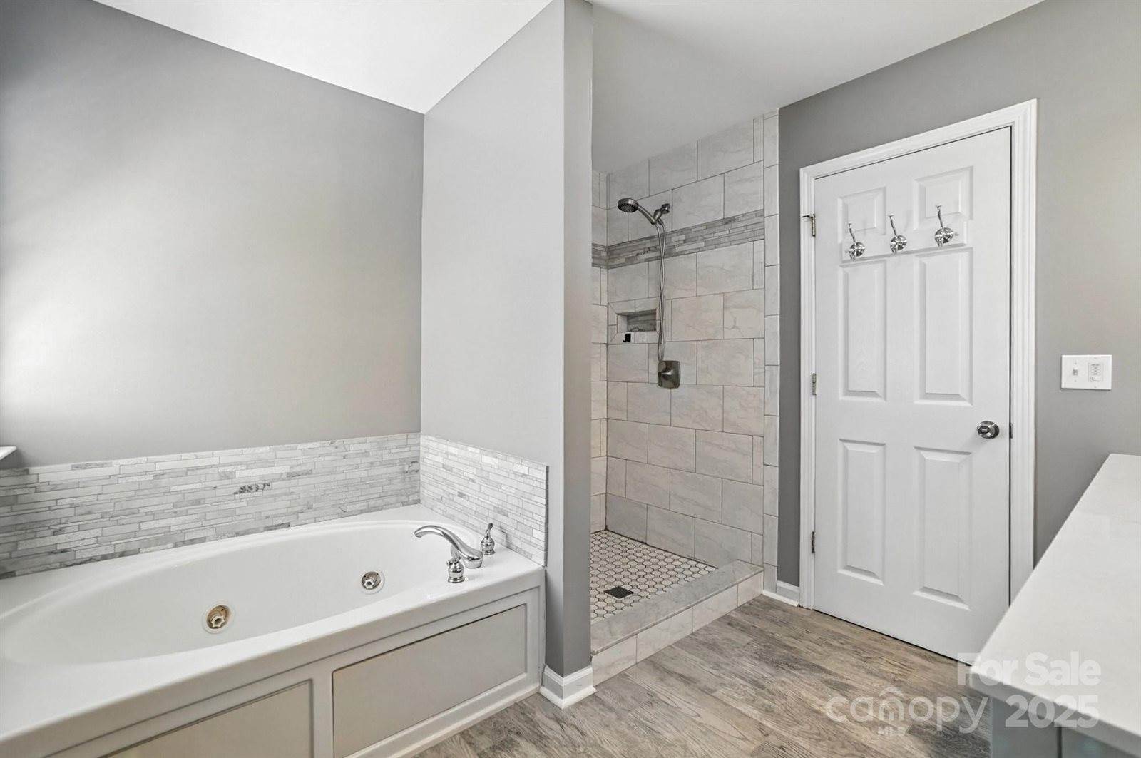 2335 Big Pine Drive, Matthews, NC 28105