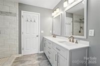 2335 Big Pine Drive, Matthews, NC 28105