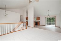 5804 Hillandale Road, Davenport, IA 52806