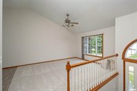 5804 Hillandale Road, Davenport, IA 52806