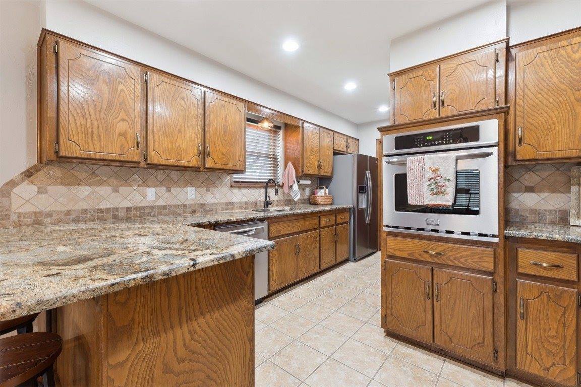 713 Rolling Hills Terrace, Edmond, OK 73012