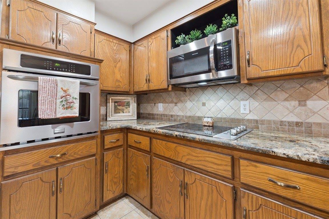 713 Rolling Hills Terrace, Edmond, OK 73012