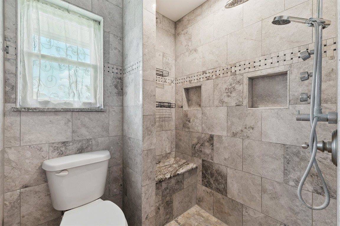 713 Rolling Hills Terrace, Edmond, OK 73012