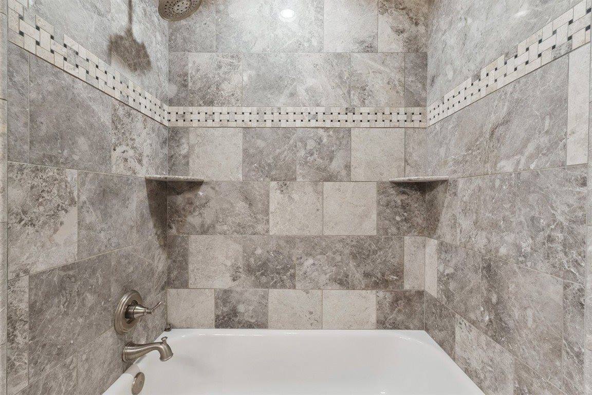 713 Rolling Hills Terrace, Edmond, OK 73012