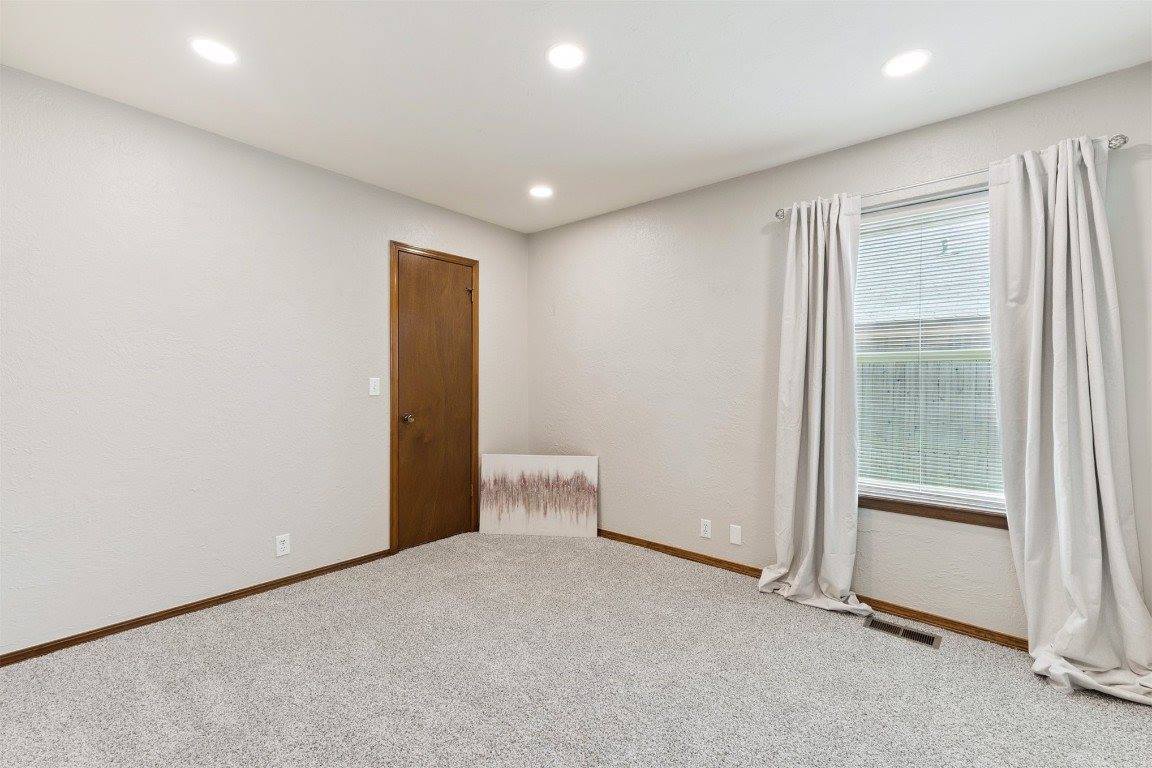 713 Rolling Hills Terrace, Edmond, OK 73012