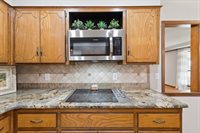 713 Rolling Hills Terrace, Edmond, OK 73012