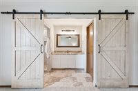 713 Rolling Hills Terrace, Edmond, OK 73012