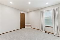 713 Rolling Hills Terrace, Edmond, OK 73012