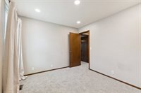 713 Rolling Hills Terrace, Edmond, OK 73012