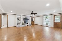 713 Rolling Hills Terrace, Edmond, OK 73012