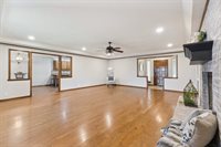 713 Rolling Hills Terrace, Edmond, OK 73012