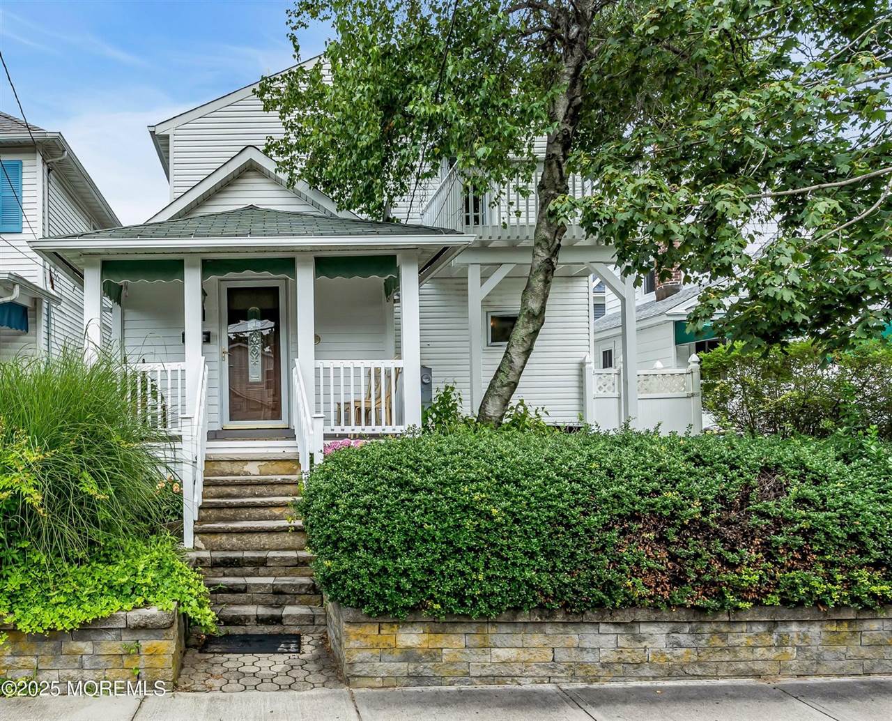 27 1/2 Atlantic Avenue, Bradley Beach, NJ 07720