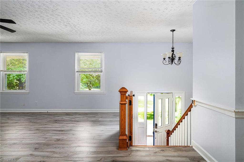 692 Beauchamp Road, Advance, NC 27006