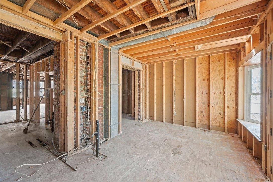 5705 Melvin St, Squirrel Hill, PA 15217