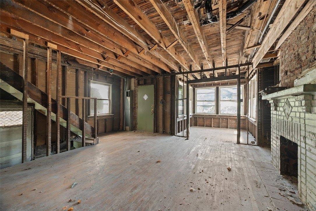 5705 Melvin St, Squirrel Hill, PA 15217