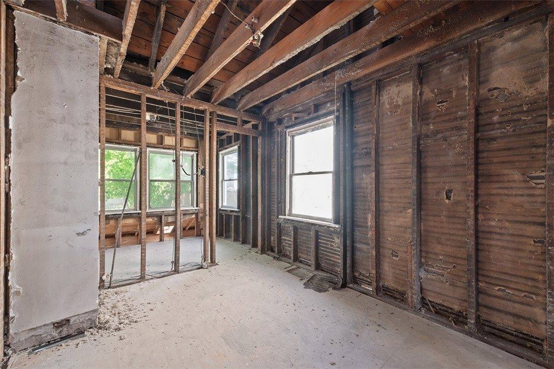 5705 Melvin St, Squirrel Hill, PA 15217