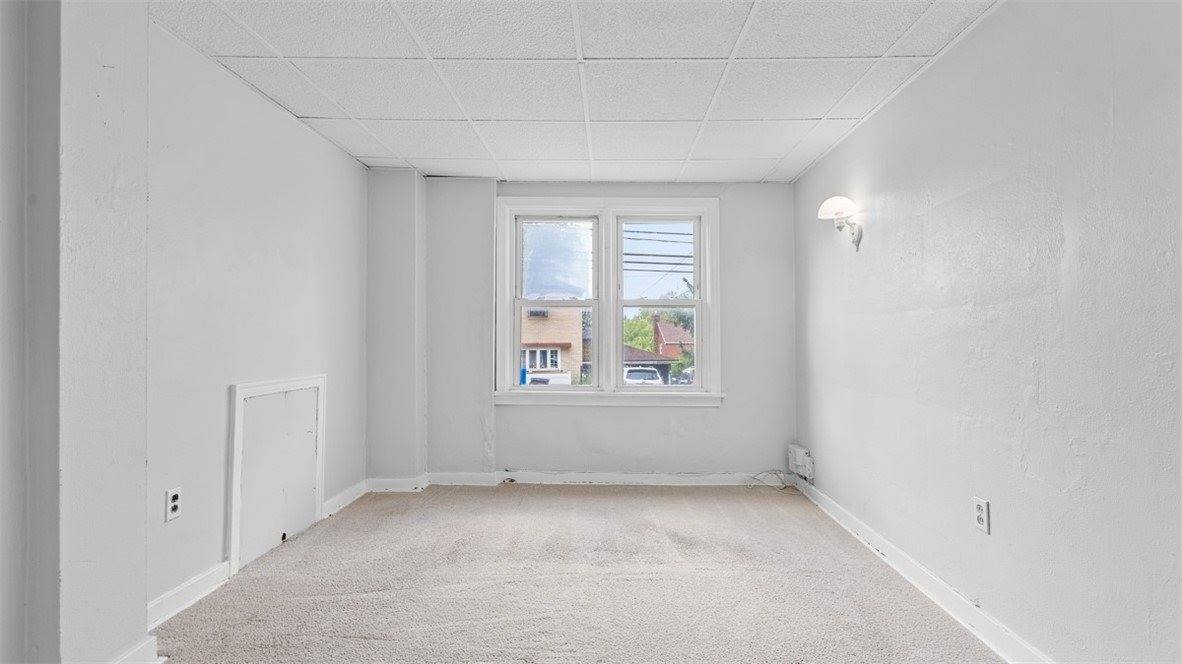 5734 Verona Rd, Verona, PA 15147