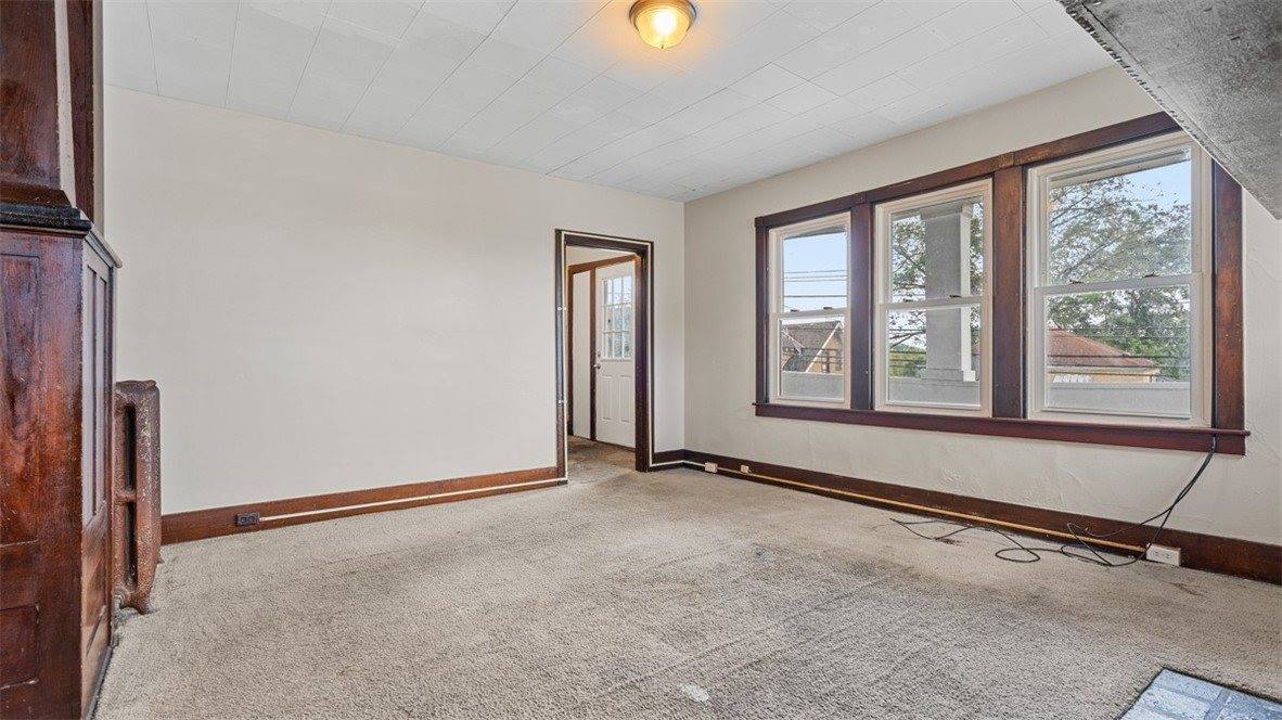 5734 Verona Rd, Verona, PA 15147