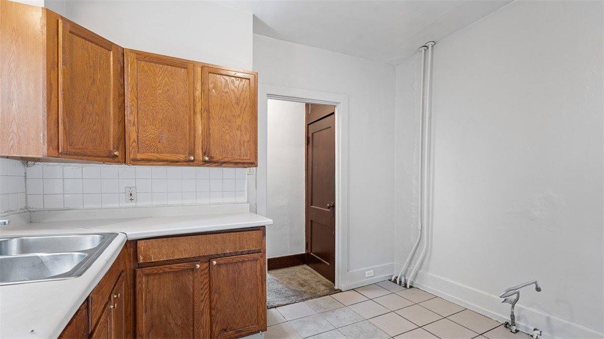 5734 Verona Rd, Verona, PA 15147