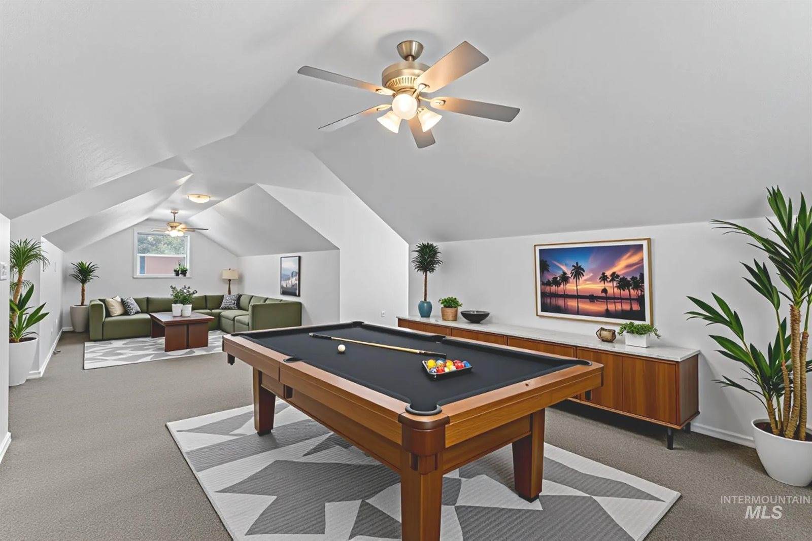 2046 E Mackay Dr, Meridian, ID 83642