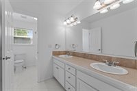 2046 E Mackay Dr, Meridian, ID 83642