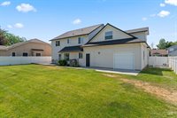 2046 E Mackay Dr, Meridian, ID 83642