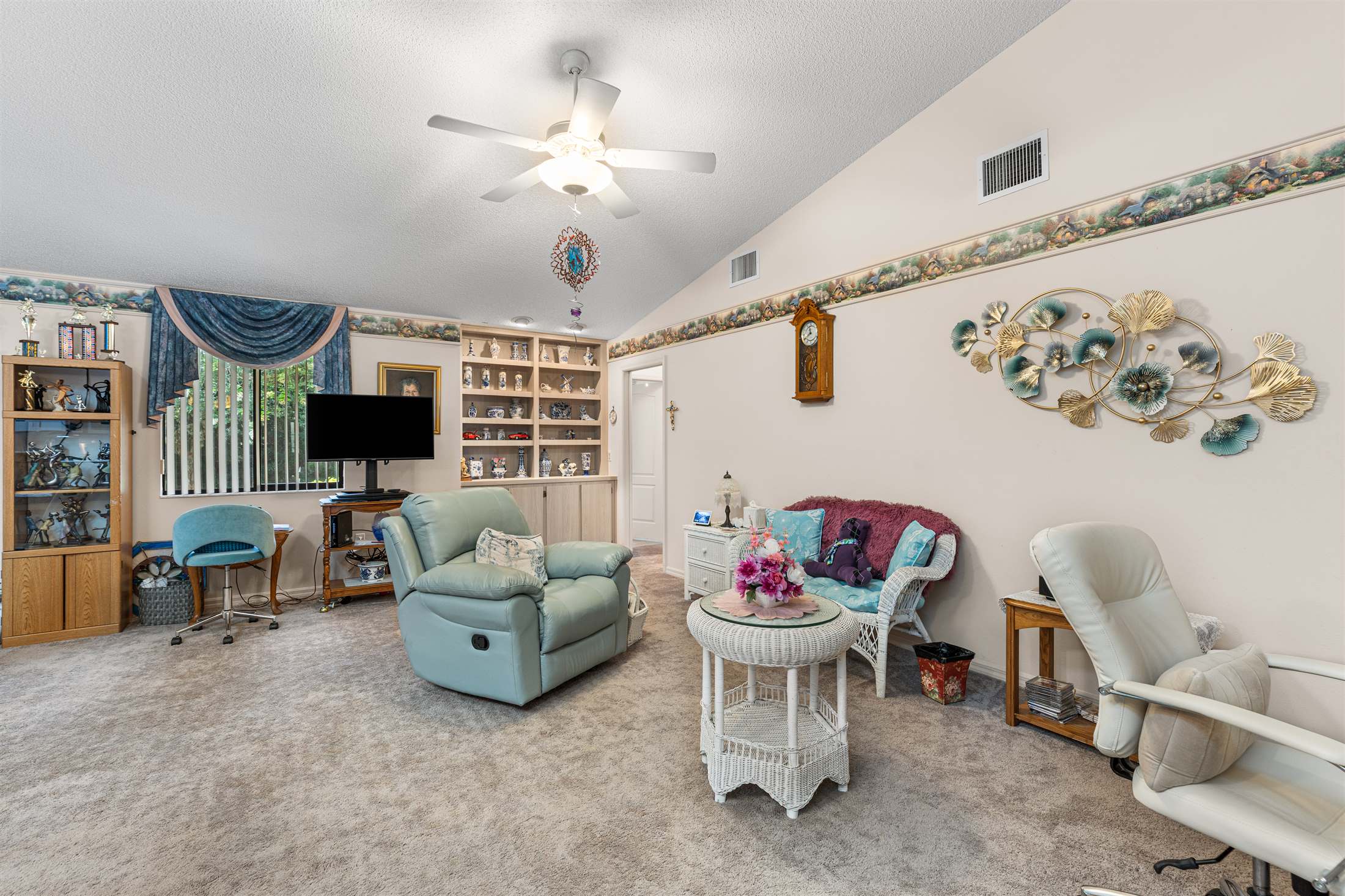 1017 Dundee Cir, Leesburg, FL 34788