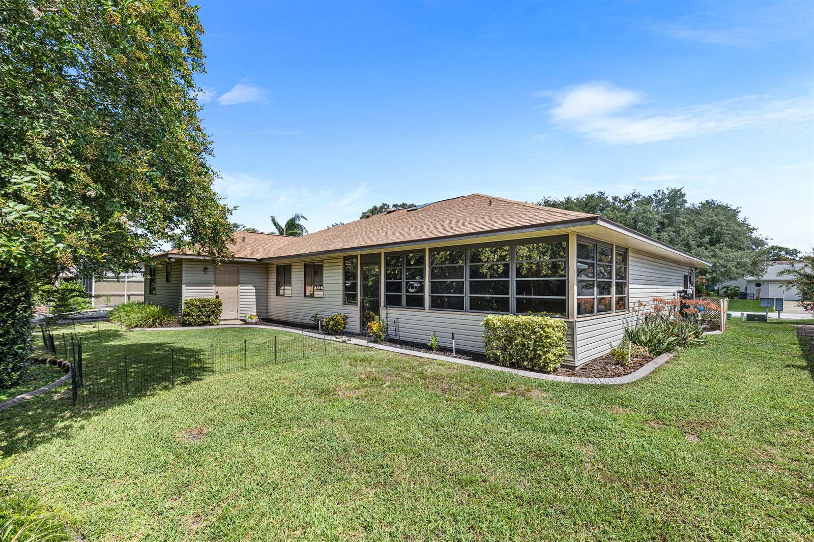 1017 Dundee Cir, Leesburg, FL 34788