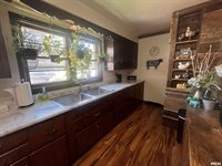 1605 14TH Avenue, Rock Falls, IL 61071